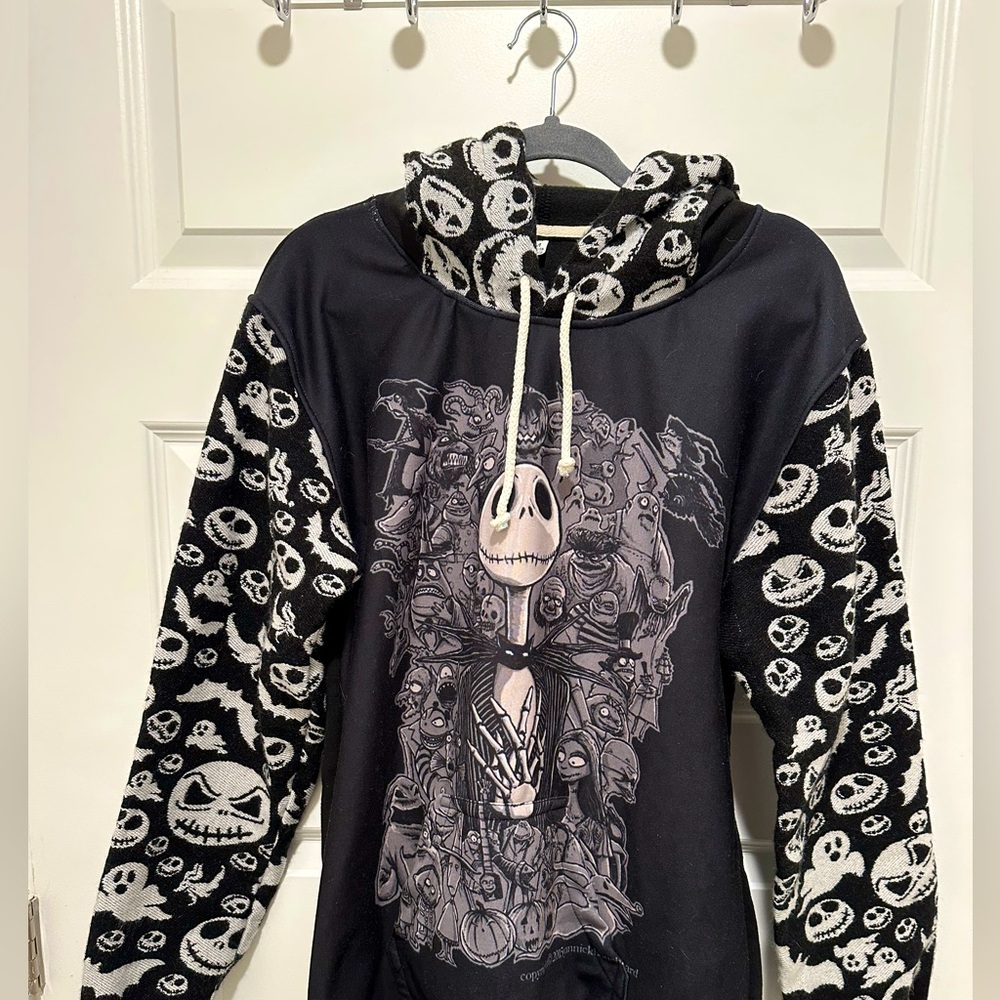 Black Graphic “Nightmare Before Christmas”’Hoodie